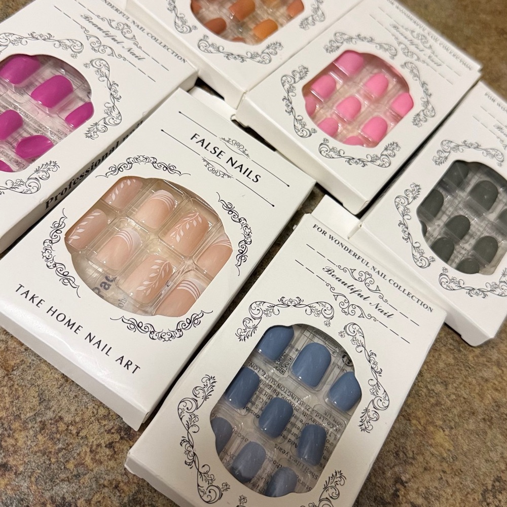 Assorted Pack of Press-On Nails with Blue & Neutral Sets